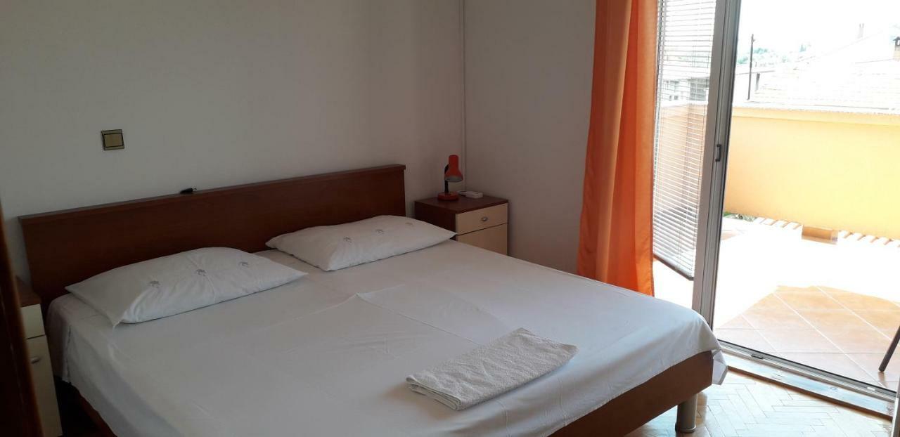 Apartments And Rooms Nediljko Bibinje Zewnętrze zdjęcie