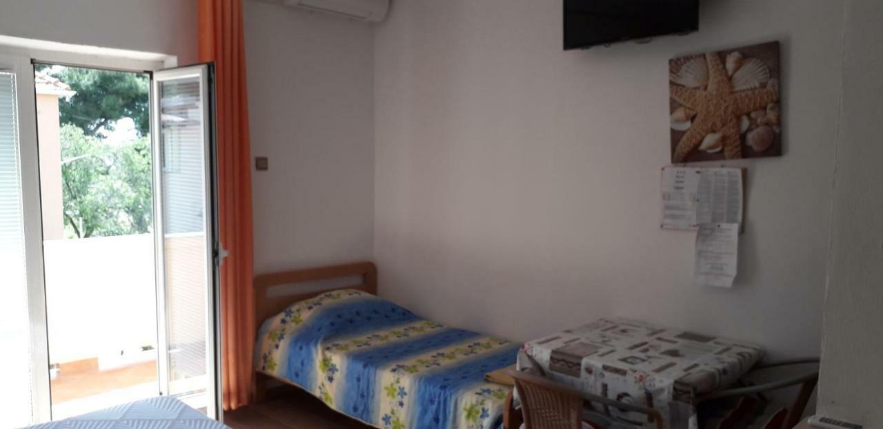 Apartments And Rooms Nediljko Bibinje Zewnętrze zdjęcie