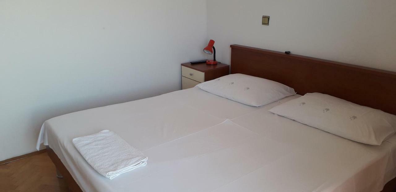Apartments And Rooms Nediljko Bibinje Zewnętrze zdjęcie